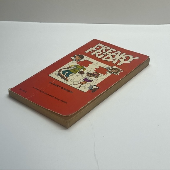 freaky friday mary rodger’s walt disney 1972 preowned scholastic - Picture 4 of 8